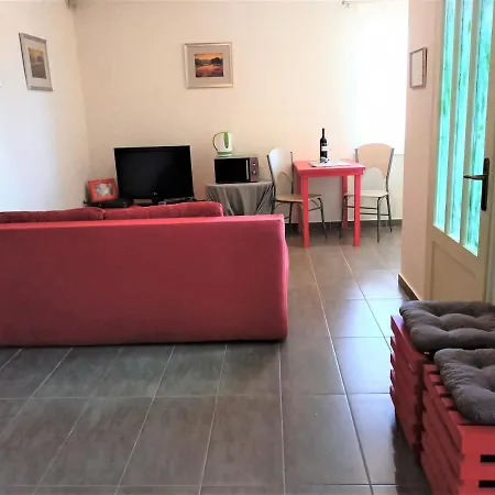 Apartman Cozy In The City Center