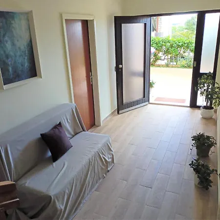 Apartman Cozy In The City Center
