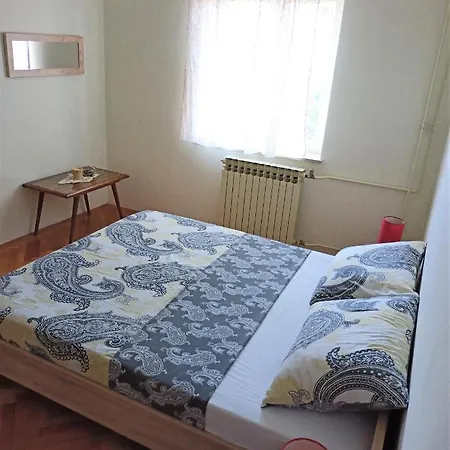 Apartment Cozy In The City Center Pula